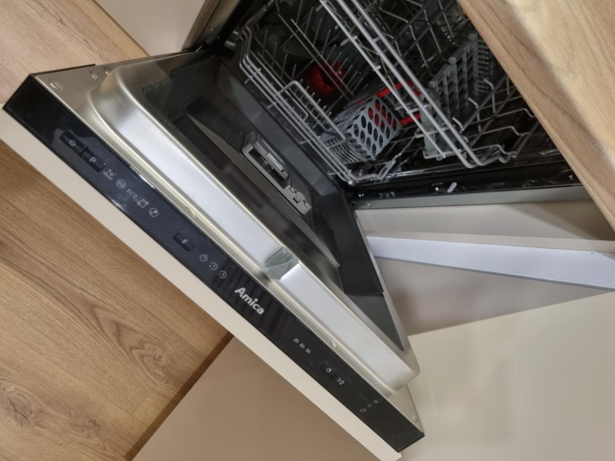 Apartament Sloneczny -Sciegiennego Kielce Ngoại thất bức ảnh